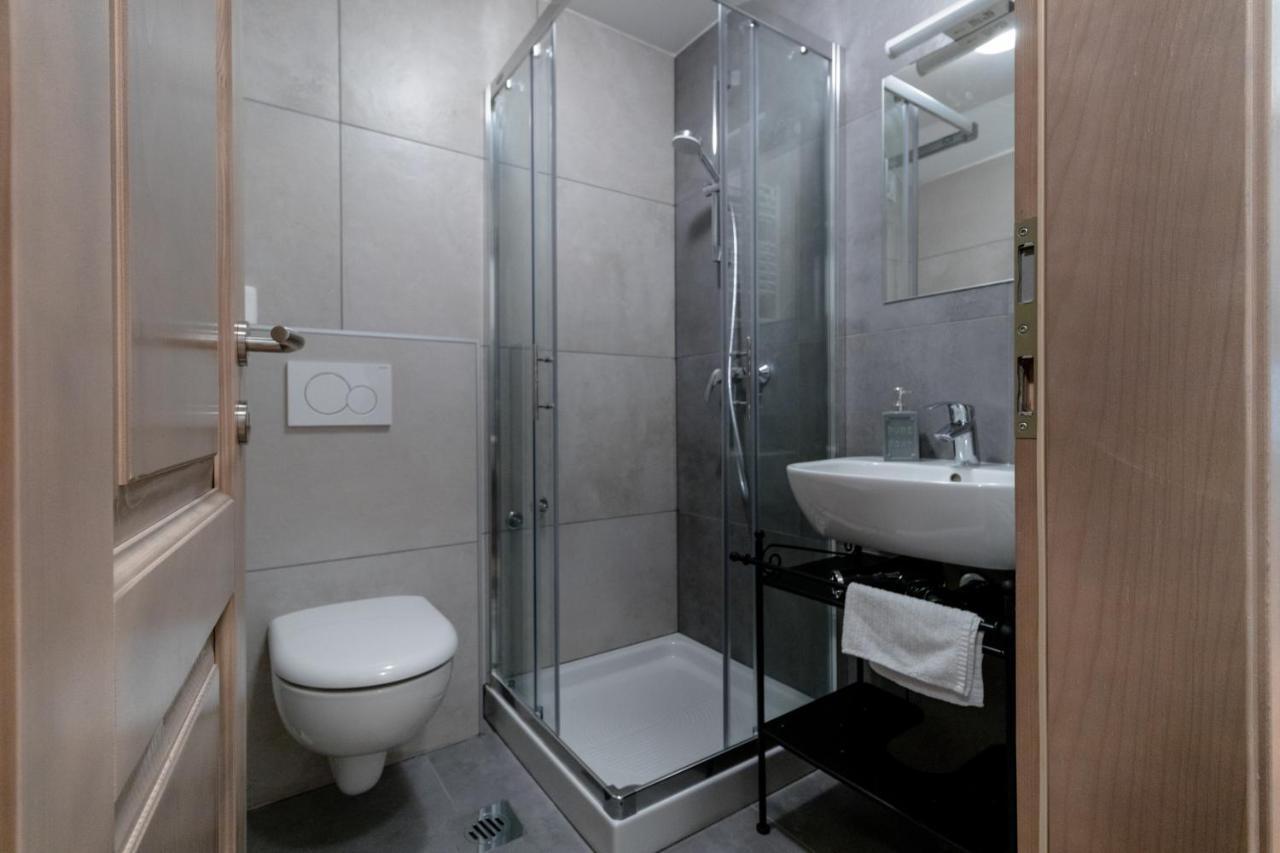 פיראן Apartments Pia מראה חיצוני תמונה