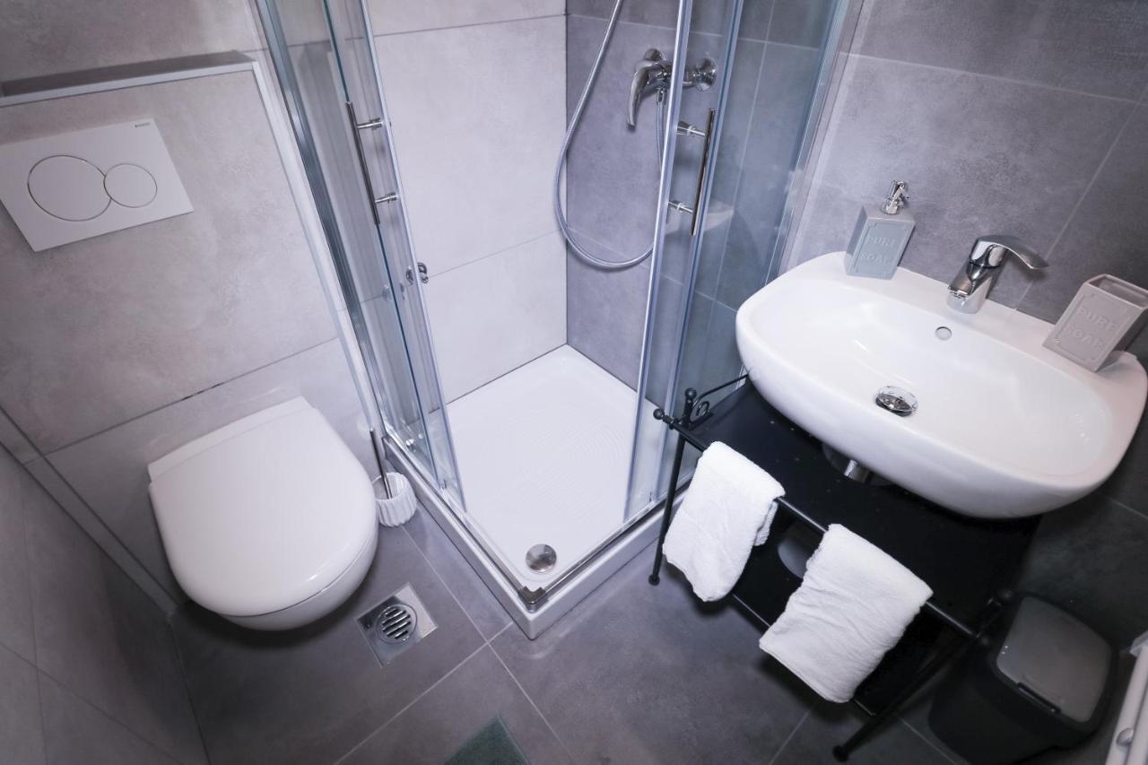 פיראן Apartments Pia מראה חיצוני תמונה